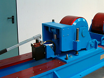 Вращатель с гидравлической регулировкой высоты роликов